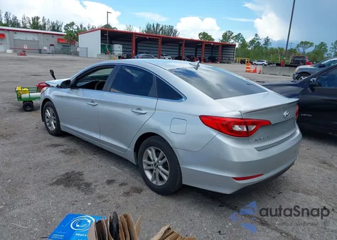 2016 Hyundai Sonata Se z USA, uszkodzony, nr VIN 5NPE24AF2GH330116